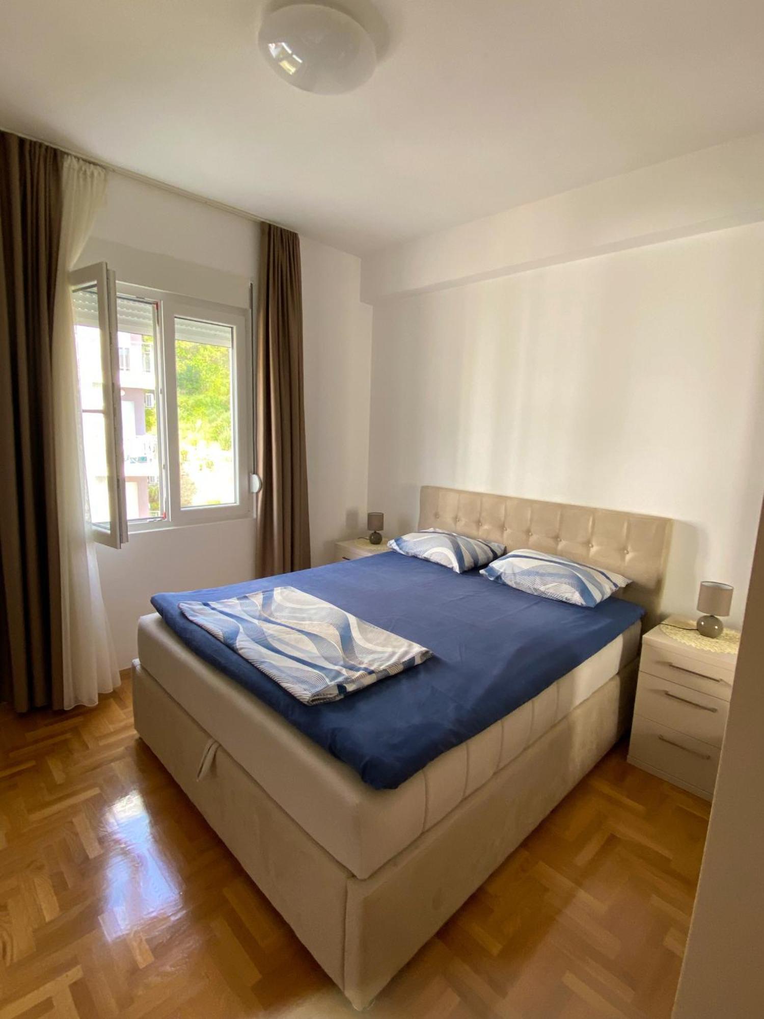 Sunny In Apartment Tivat